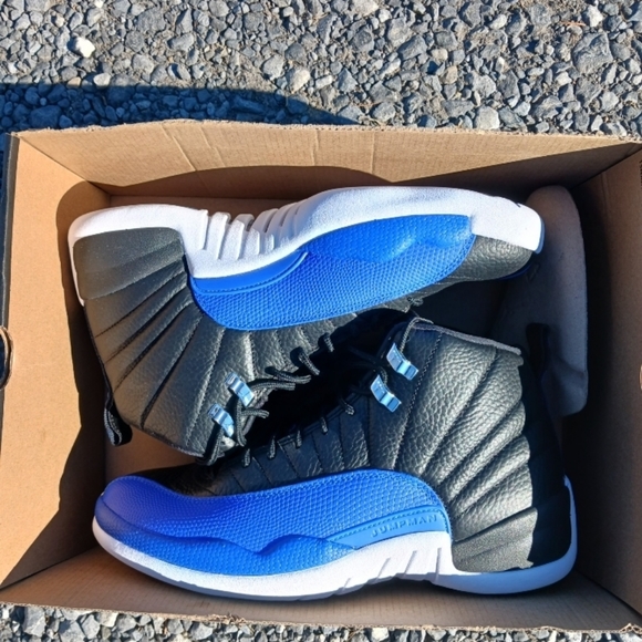 ⚫️ Black Friday Deal Jordan Retro 12 Basketball Shoes size 7.5 for Women - Picture 2 of 10